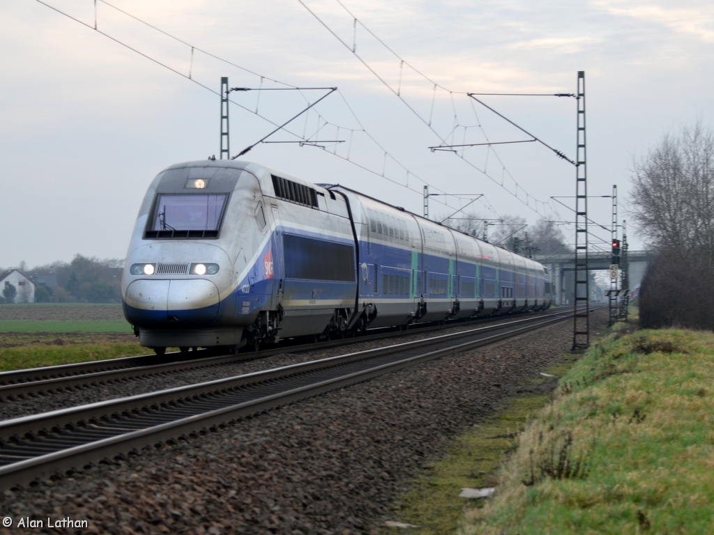 SNCF 4723 Wolfskehlen 25 Jan 2014
TGV9583 Marseille-Frankfurt
