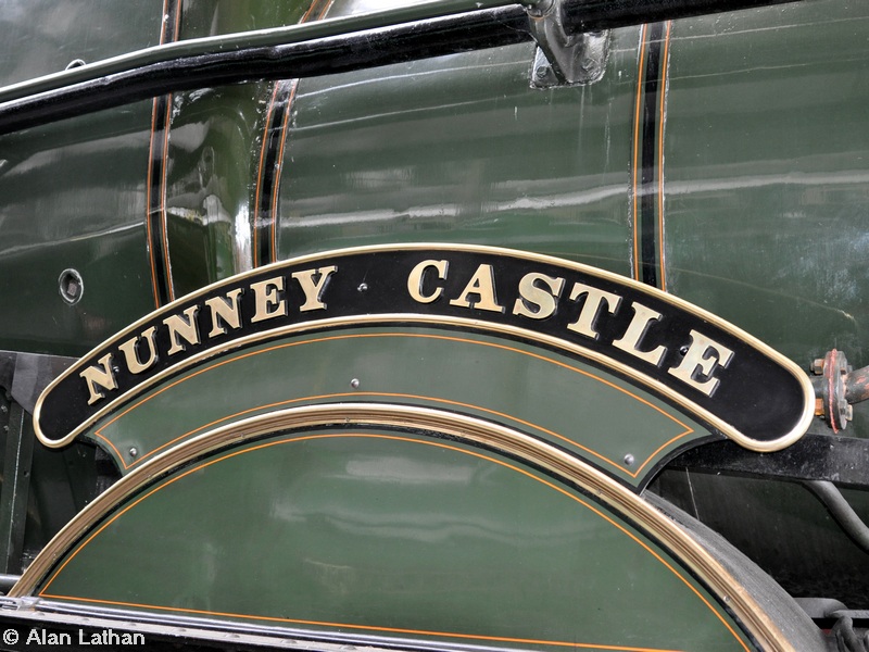 5029 Didcot RC 13 June 2010
'Nunney Castle' nameplate
